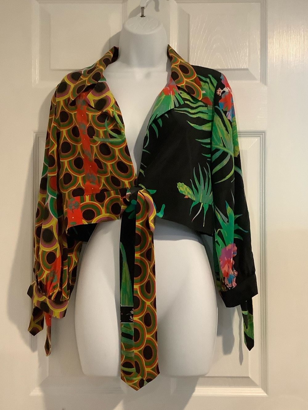 CYNTHIA ROWLEY 100% Silk Jungle Paradise Multicolor Resortwear Tie Front Top M
